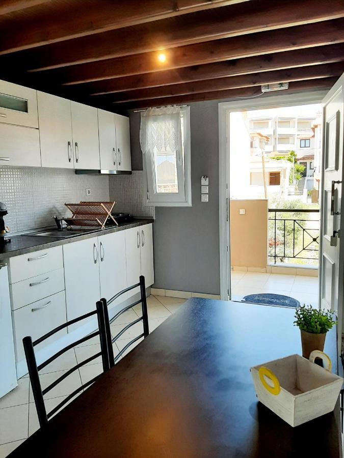 Christina'S Sea House Apartman Nikíti Kültér fotó