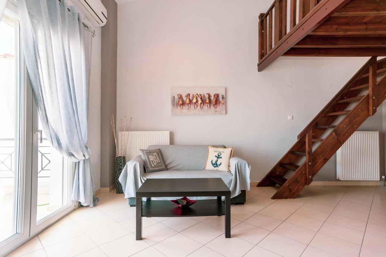 Christina'S Sea House Apartman Nikíti Kültér fotó